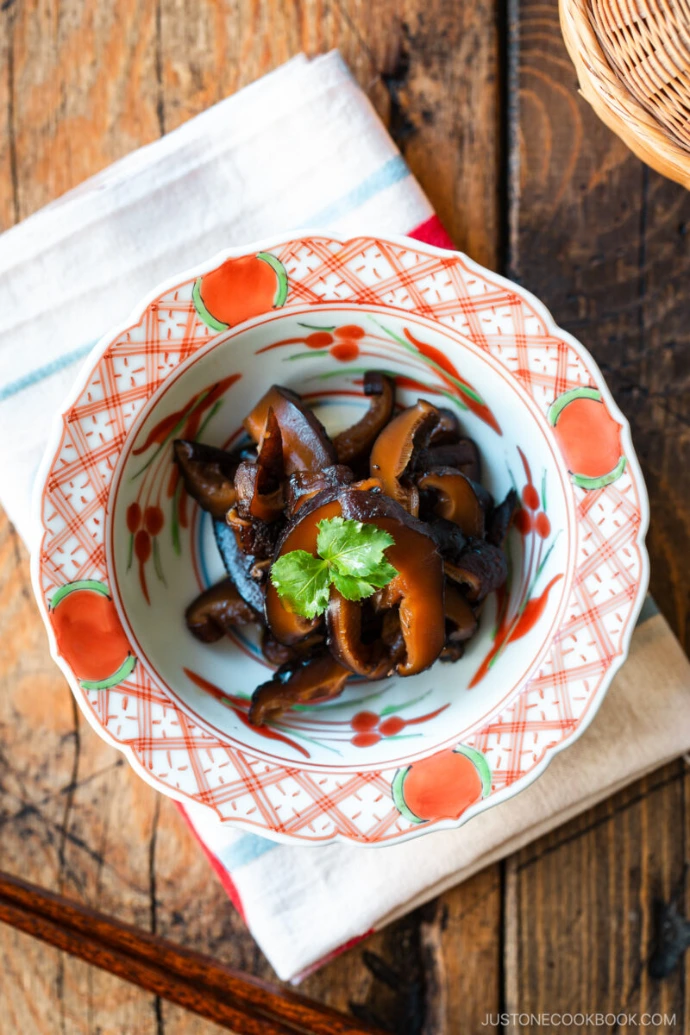 Recette de fukumeni de shiitaké